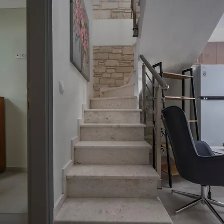 White Pearl Collection Apartment