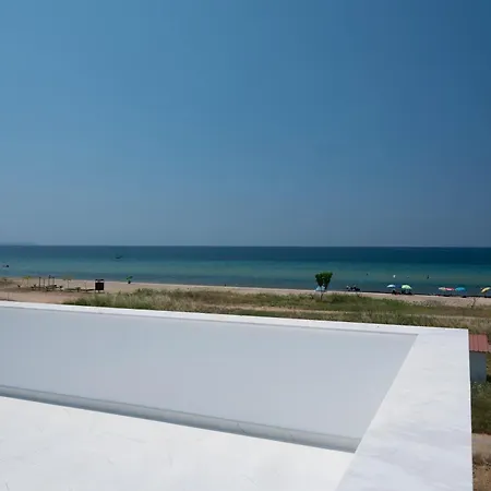 Apartment White Pearl Collection Flogita