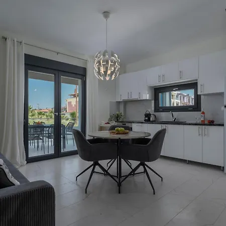 Apartment White Pearl Collection