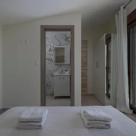 White Pearl Collection *