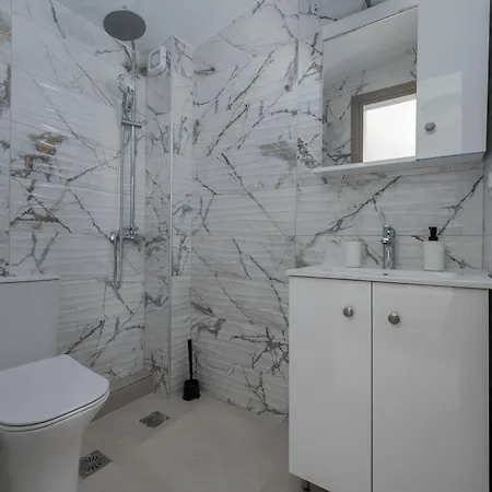 White Pearl Collection Daire