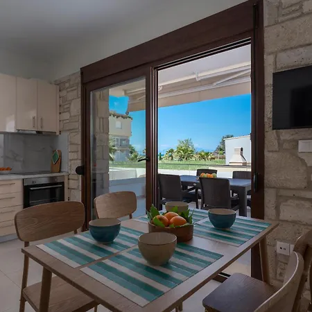 White Pearl Collection