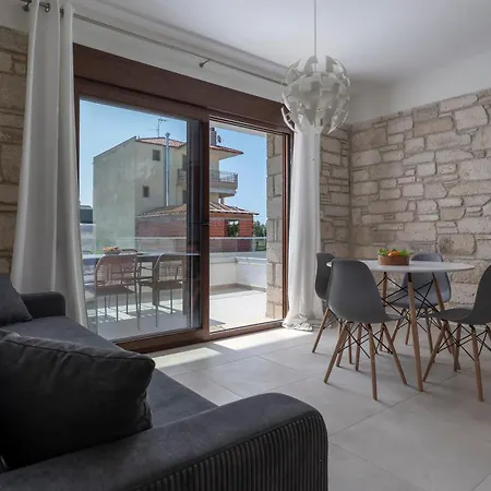 White Pearl Collection Appartement Flogita