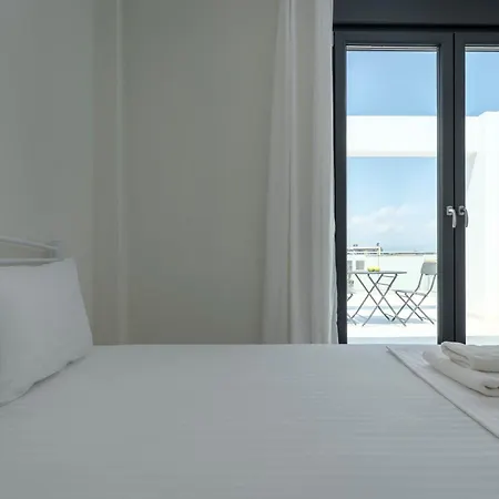 White Pearl Collection