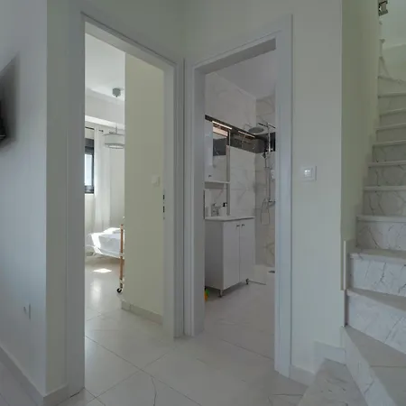 White Pearl Collection *