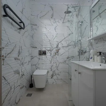 Daire White Pearl Collection *