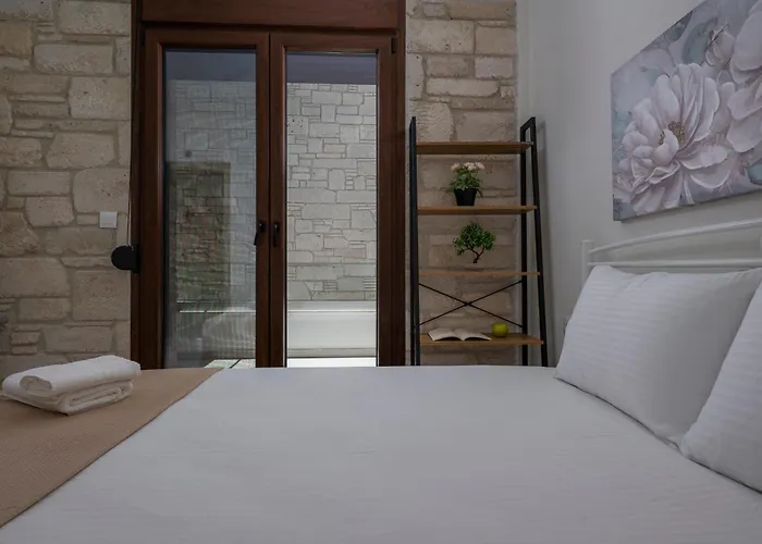 White Pearl Collection Apartmán Flogita