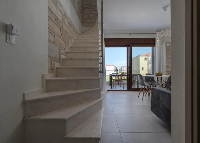 White Pearl Collection Apartmán Flogita