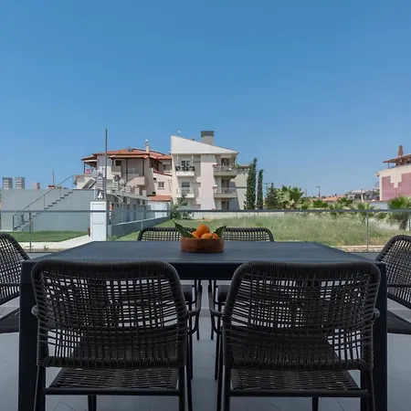 White Pearl Collection